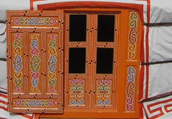 Porte_de_yourte__4ab060320ae7d